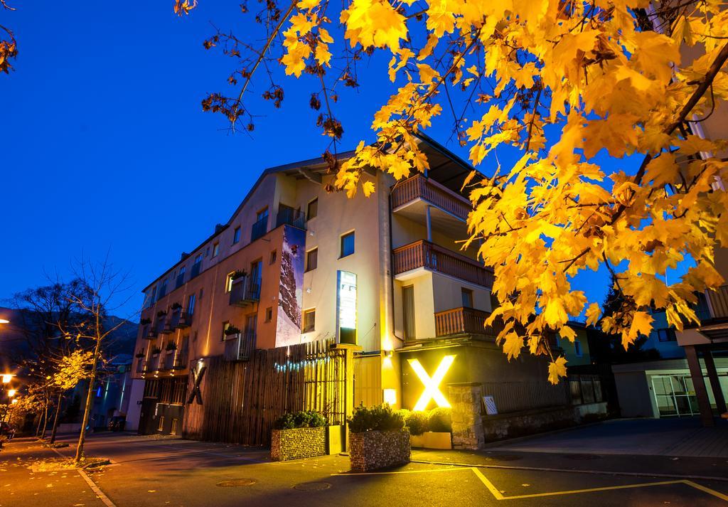 Living Max Hotel Целль-ам-Зе Экстерьер фото